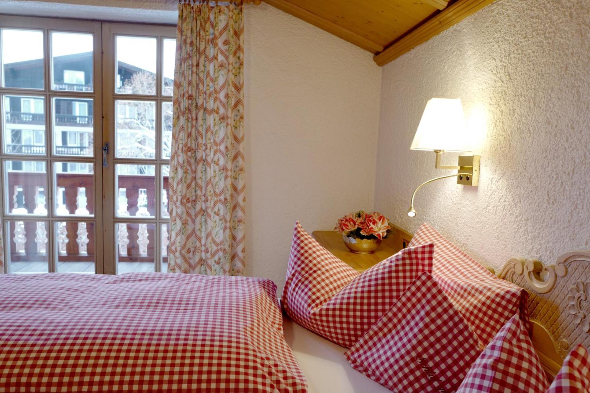 Hotel Maier Zum Kirschner Rotta Exterior foto